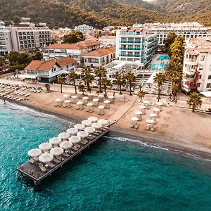 Emre & Emre Otel