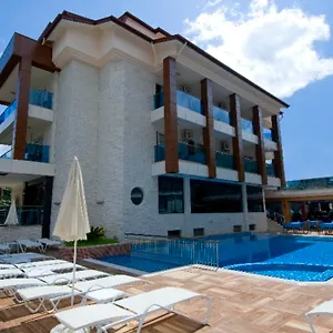 Supreme Otel